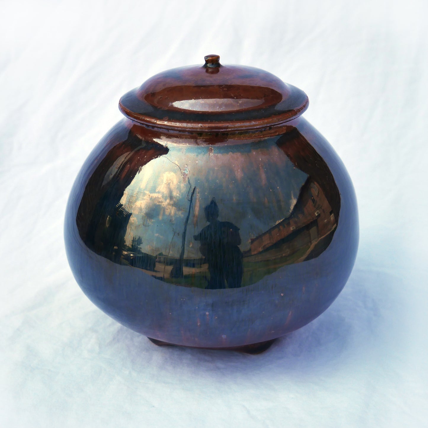 Stoneware Moon Jar - Obsidian Glaze